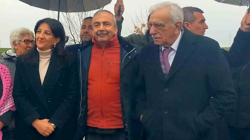 DEM PARTİ HEYETİ: KÜRT’ÜN TÜRK’E İHTİYACI VAR, TÜRK’ÜN KÜRT’E İHTİYACI VAR