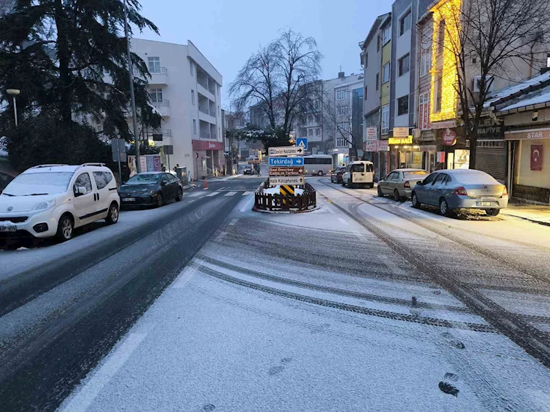 BALKANLARDAN GELEN YENİ KAR DALGASI İSTANBUL’A YAKLAŞTI