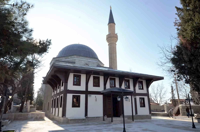 RESTORASYONU TAMAMLANAN 514 YILLIK CAMİ REGAİP KANDİLİ’NDE İBADETE AÇILACAK