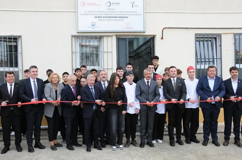 SAROS GASTRONOMİ MERKEZİ AÇILDI