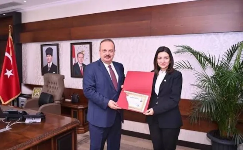 ENEZ İLÇESİNE BAYAN KAYMAKAM ATANDI