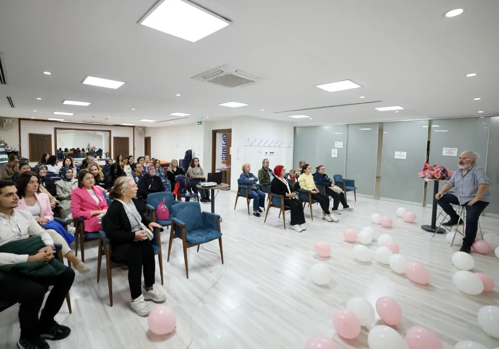 MEME KANSERİNDE ERKEN TEŞHİSİN ÖNEMİ ANLATILDI