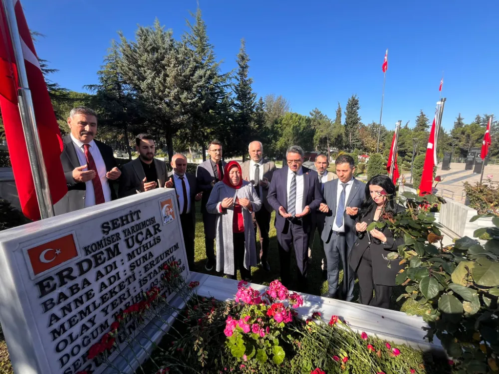 ŞEHİTLER, CUMHURİYET BAYRAMI’NDA DUALARLA ANILDI