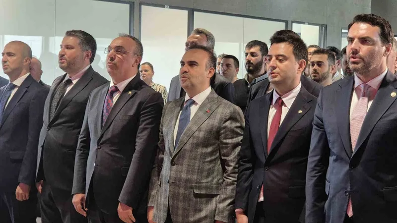 BAKAN KACIR: TEKMER, MİLLİ TEKNOLOJİ HAMLESİNİN YENİ HALKASI