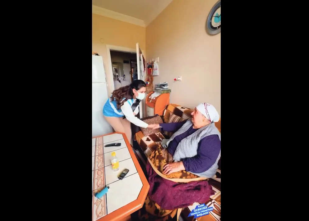 SARAY BELEDİYESİ’NDEN ÜCRETSİZ EVDE TEMİZLİK HİZMETİ