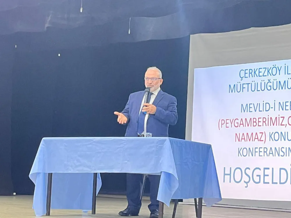 PEYGAMBERİMİZ VE AİLE AHLAKI KONFERANSI YOĞUN İLGİ GÖRDÜ