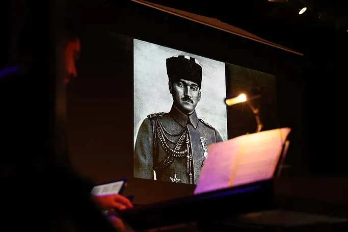 TEKİRDAĞ’DA ‘KEMÂL’ RÜZGÂRI ESTİ