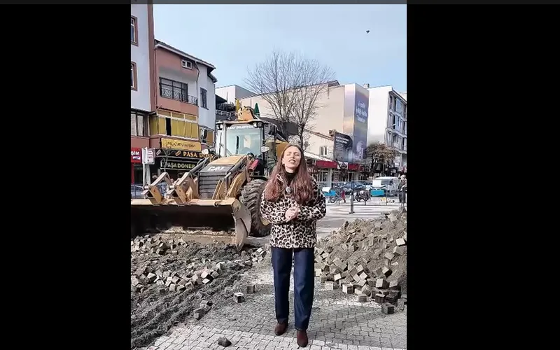 SARAY’DA SAAT KULESİ YÜKSELİYOR