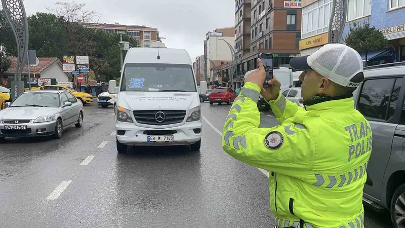 KAPAKLI’DA 3 BİN 554 SÜRÜCÜYE 3 MİLYONUN ÜSTÜNDE CEZA KESİLDİ