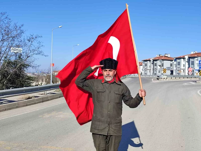 ŞEHİTLER İÇİN ÇIKTIĞI YÜRÜYÜŞTE KEŞAN’A ULAŞTI