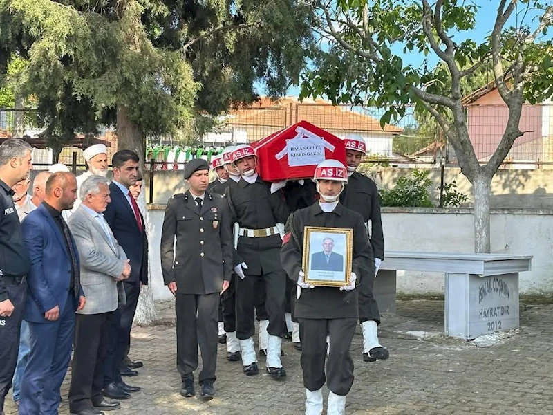 KIBRIS GAZİSİ HASAN GELEÇ SON YOLCULUĞUNA UĞURLANDI