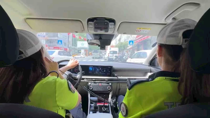 TEKİRDAĞ’DA HATALI PARK EDEN YANDI: SOKAK SOKAK YAPILAN DENETİMDE PTS İLE ARAÇLARA CEZA