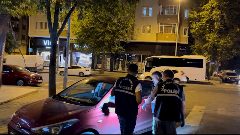 OTOMOBİLDE SİLAHLI SALDIRIYA UĞRAMIŞTI, SALDIRGAN ARKADAŞI ÇIKTI