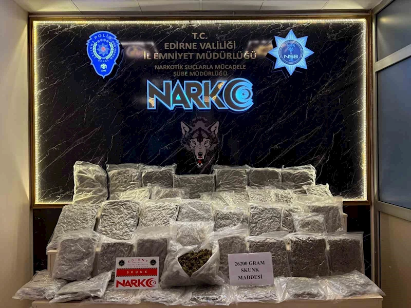 KAPIKULE’DE UYUŞTURUCU OPERASYONU: 26 KİLO SKUNK ELE GEÇİRİLDİ