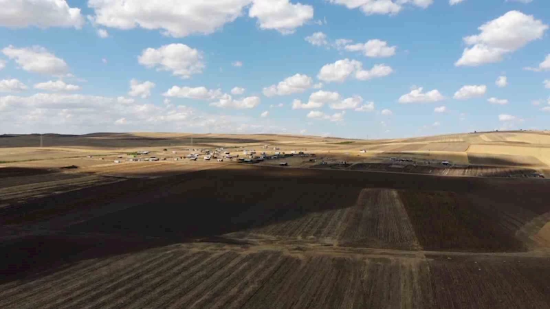 TARIM ARAZİLERİ TEL VE KONTEYNERLERLE KUŞATILDI