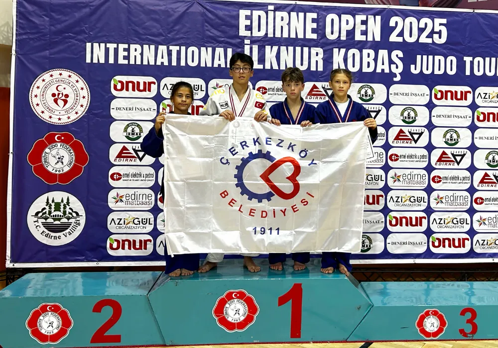 ÇERKEZKÖYLÜ JUDOCULAR MADALYALARLA DÖNDÜ