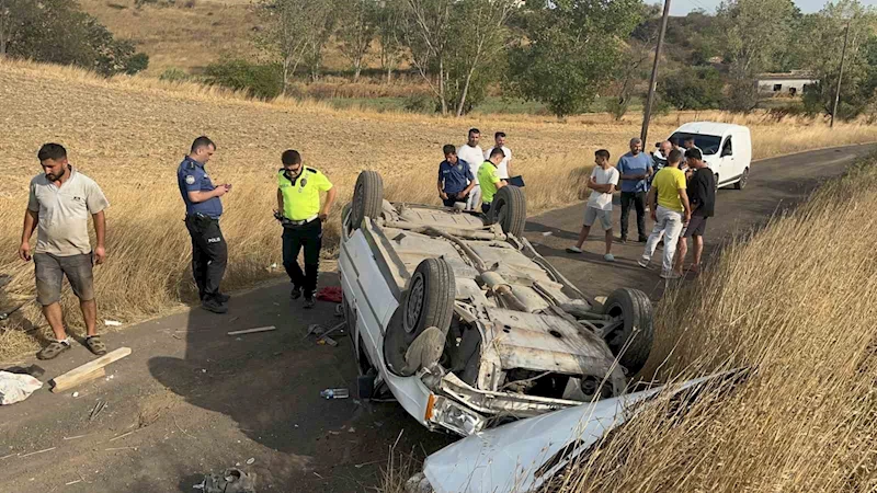 ÇORLU’DA OTOMOBİL TAKLA ATTI: 1 YARALI