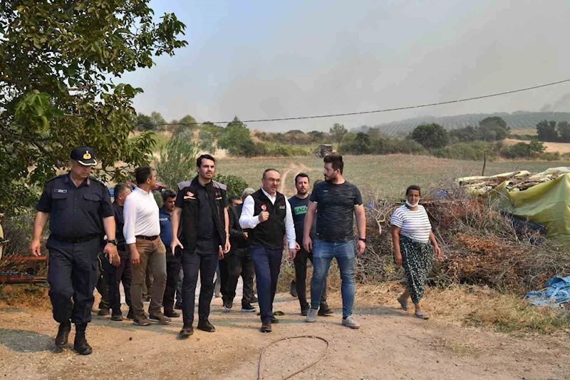 TEKİRDAĞ’DA ORMAN YANGINI MAĞDURLARINA DESTEK: 22 TERMAL ÇADIR DAĞITILDI
