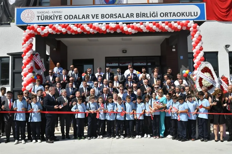 TÜRKİYE ODALAR VE BORSALAR BİRLİĞİ ORTAOKULU KAPAKLI’DA AÇILDI