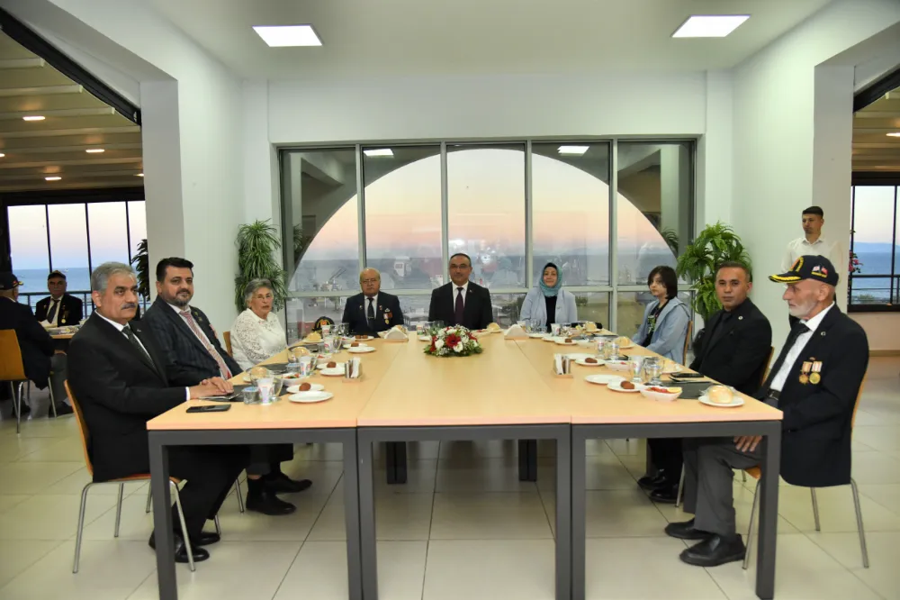 VALİ SOYTÜRK GAZİLERİ AĞIRLADI