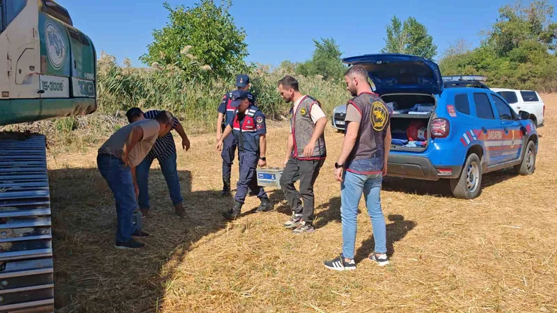 MALKARA’DA EKSKAVATÖR AKÜSÜ ÇALAN 3 ŞÜPHELİ YAKALANDI