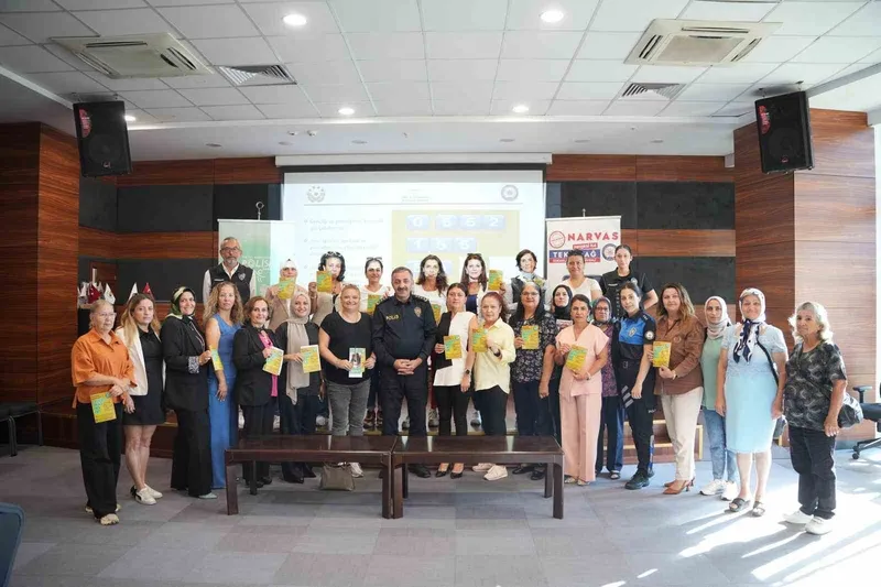 TEKİRDAĞ EMNİYETİ ANNELERLE BULUŞTU, UYUŞTURUCUYA KARŞI ORTAK MÜCADELE MESAJI VERİLDİ