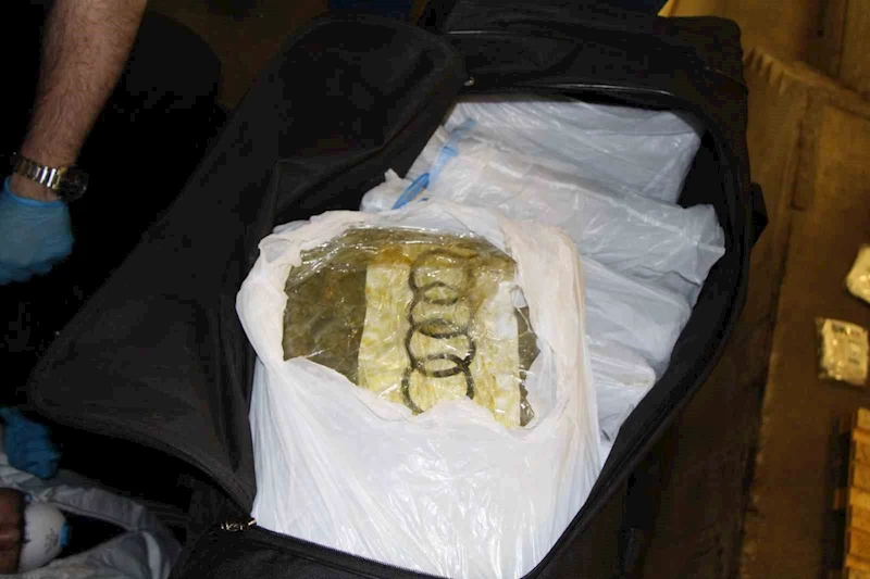 KAPIKULE’DE TANKERDEN 114 KİLO UYUŞTURUCU ELE GEÇİRİLDİ