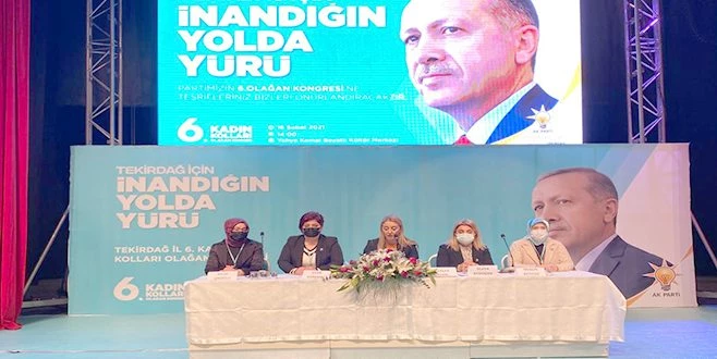 AK PARTİ KADIN KOLLARI KONGRESİNİ YAPTI