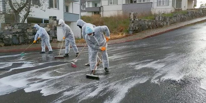 SÜLEYMANPAŞA`DA DEZENFEKSİYON ÇALIŞMALARI ARALIKSIZ SÜRÜYOR