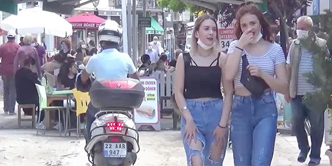 CADDELER DOLDU TAŞTI