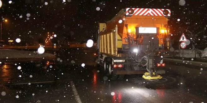 ÇERKEZKÖY`DE SOLÜSYON VE TUZLAMA ÇALIŞMALARI YAPILDI