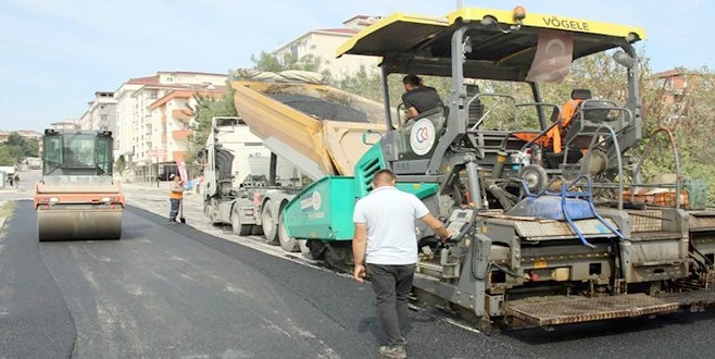 GMKP MAHALLESİ?NDE ASFALT ÇALIŞMALARI DEVAM EDİYOR