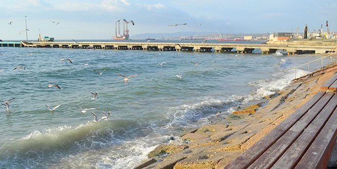 MARMARA?DA LODOS DENİZ ULAŞIMINI OLUMSUZ ETKİLİYOR