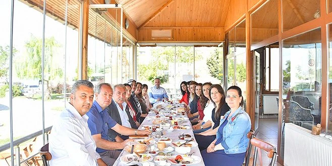 OKUL AİLE BİRLİĞİ BAŞKANLARI İLE KAHVALTI