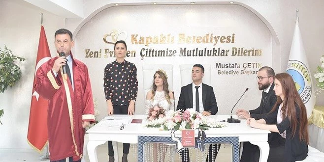 BAŞKAN ÇETİN İLK NİKAHINI KIYDI