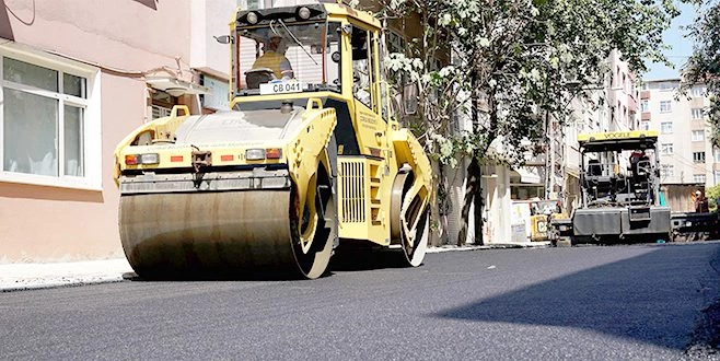 ÇORLU FEVZİ ÇAKMAK CADDESİ ASFALT ÇALIŞMASININ 1. ETABI TAMAMLANDI