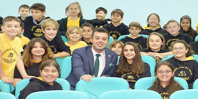 BAŞKAN SARIKURT ÖĞRENCİLERE İYİ TATİLLER DİLEDİ