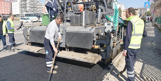 ÇORLU`DA  YÜZ ON BİN METREKARE YOL YAPILDI