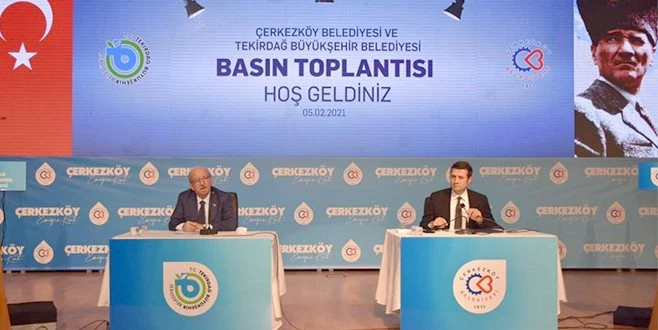 BAŞKAN KADİR ALBAYRAK ÇERKEZKÖY`DE BASIN MENSUPLARI İLE BULUŞTU