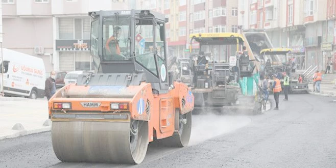 KAPAKLI PINAR BULVARINDA SICAK ASFALT ÇALIŞMALARI BAŞLADI