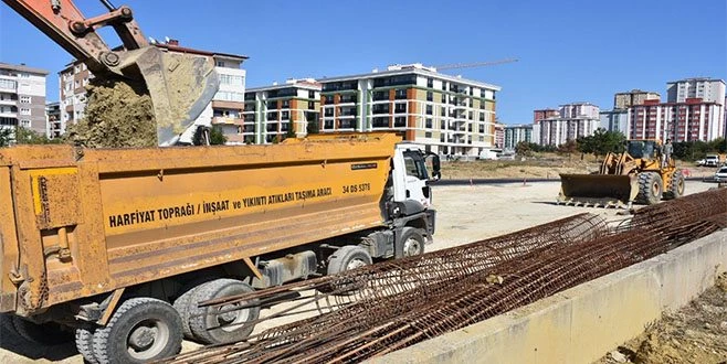 BÜYÜKŞEHİR ÇORLU TRAFİĞİ`NE EL ATTI!