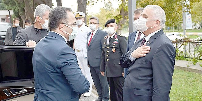 İÇİŞLERİ BAKAN YARDIMCISI ÇATAKLI GENEL ASAYİŞ DEĞERLENDİRME TOPLANTISINA KATILDI