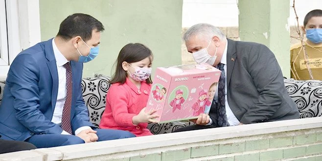 VALİ YILDIRIM`DAN ANLAMLI ZİYARET 