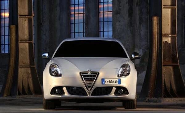 Alfa Romeo Giulietta?da fırsatlar Ağustos ayında da devam ediyor!