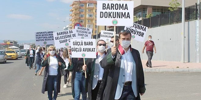 ANKARA`YA SAVUNMA YÜRÜYÜŞÜ BAŞLADI