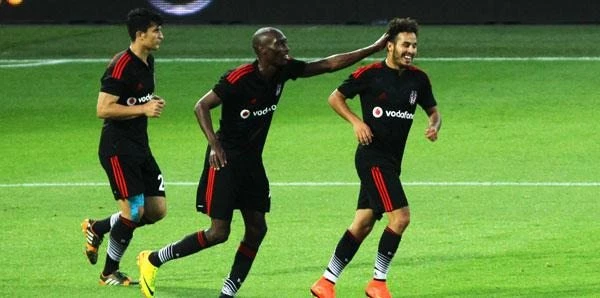 Beşiktaş`ta bir sakatlık daha!