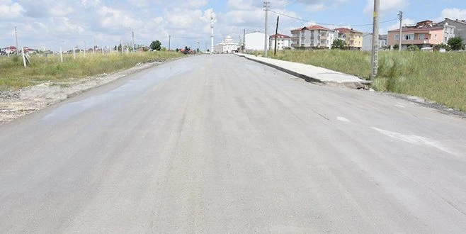 KAPAKLI`DA YAPILAN BETON YOL BİTTİ