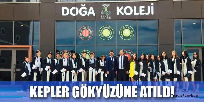 DOĞA KOLEJİ?NDE LİSEYE GEÇİŞ TÖRENİ BÜYÜLEDİ!