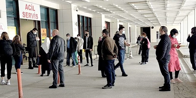 EDİRNE?DE YOĞUN BAKIMLAR GENÇLERLE DOLU 