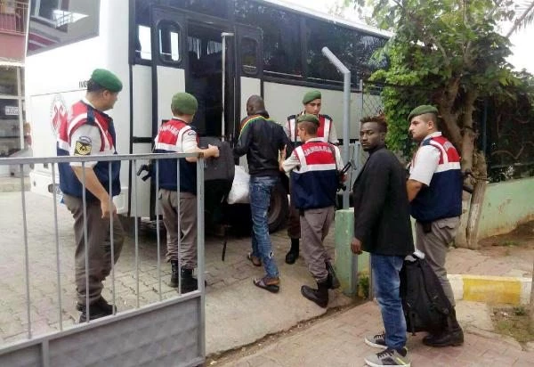 JANDARMADAN KAÇAK İŞÇİ OPERASYONU